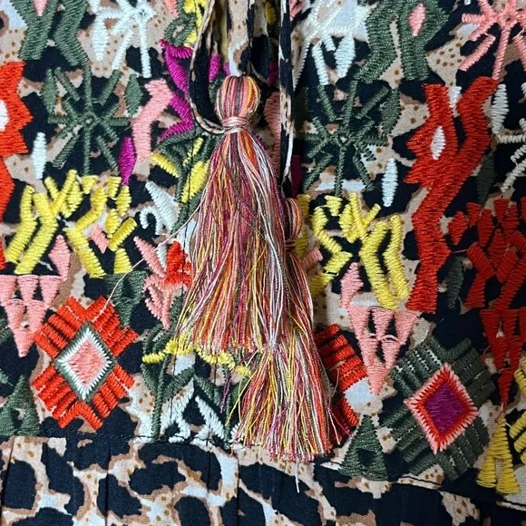 JOHN MARK Women Size XL Tunic Top Embroidered Mixed Print Tassel Artsy Boho - Picture 5 of 11